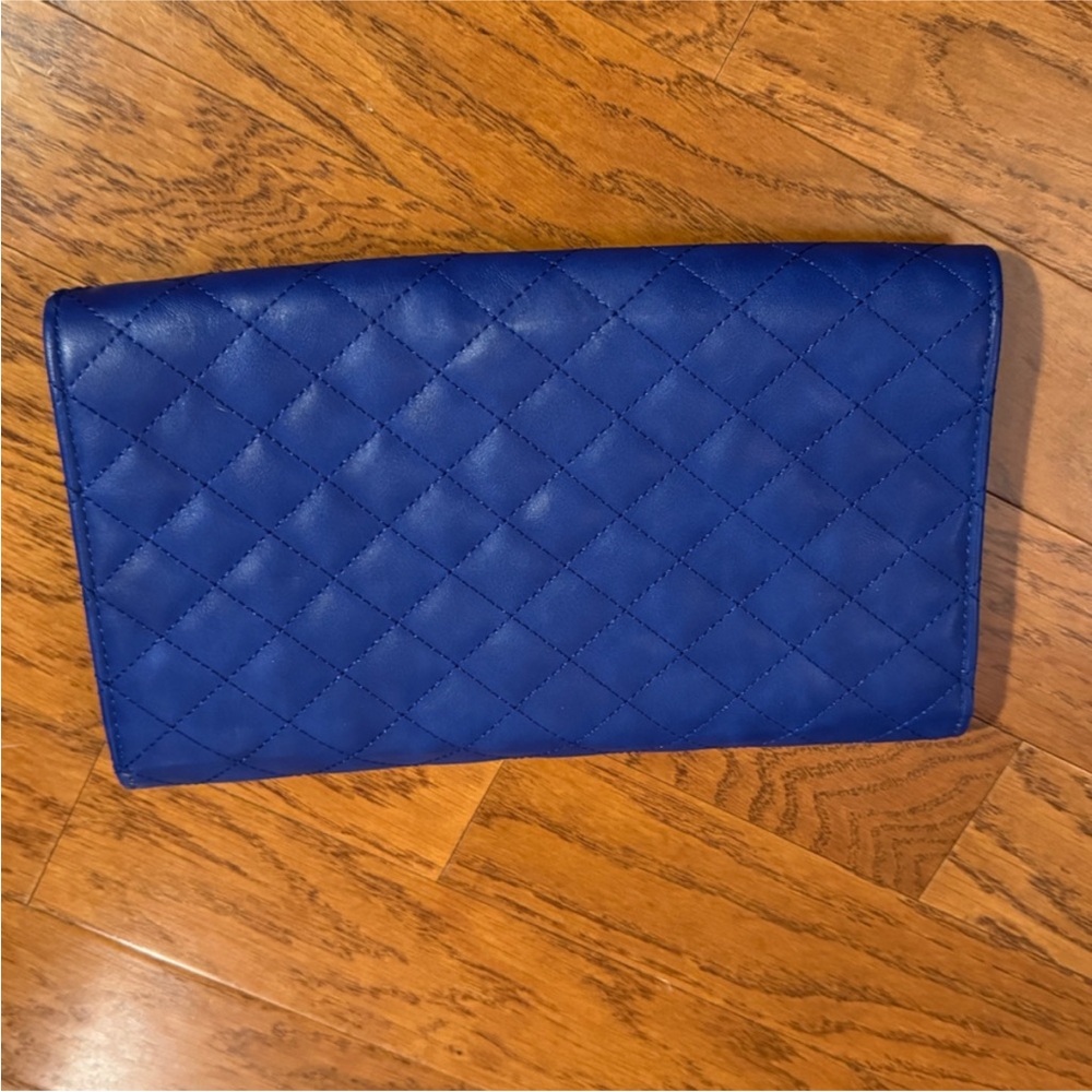 Urban Expressions | Blue Quilted Clutch Bag - Picture 2 of 8